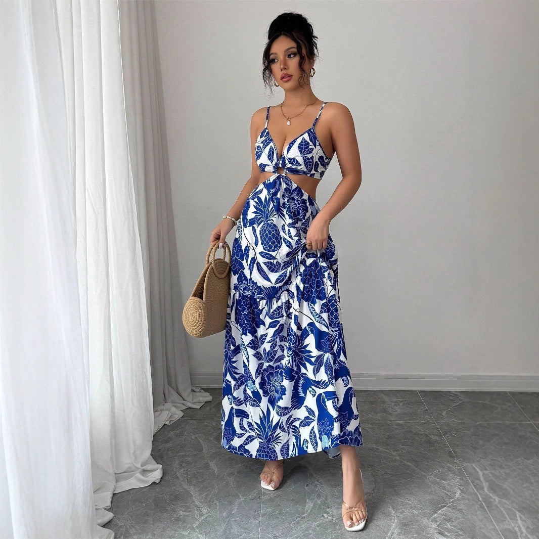 robe-de-plage-chic-decollete-plongeant-bleu-saphir