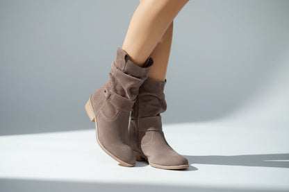 Ophélianne™ | L’Élégance Intemporelle des Bottes