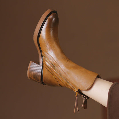 Aurielle™ | Botte en cuir noire avec un talon