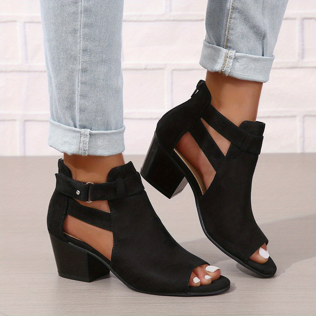 Bottines modernes à bout ouvert et talon bloc