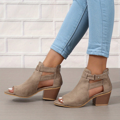 Bottines modernes à bout ouvert et talon bloc