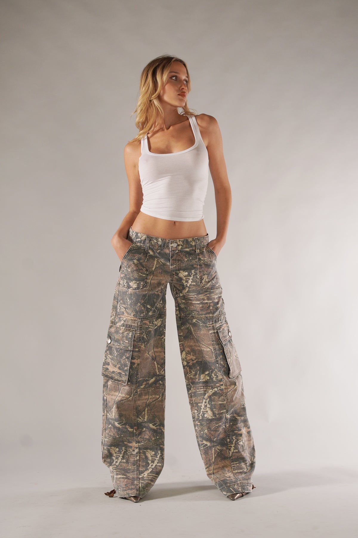 Mila - Pantalon cargo unisexe à motif camouflage