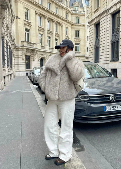 Fluffy fur-Manteau